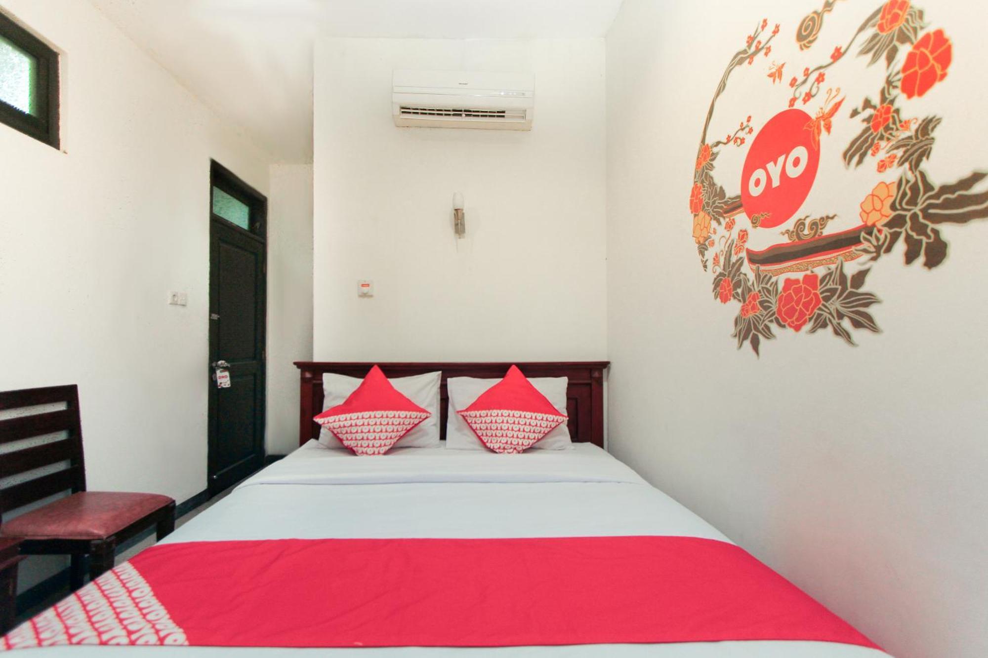 Hotel O Genteng Near Genteng Market Formerly Uno Hotel スラバヤ エクステリア 写真